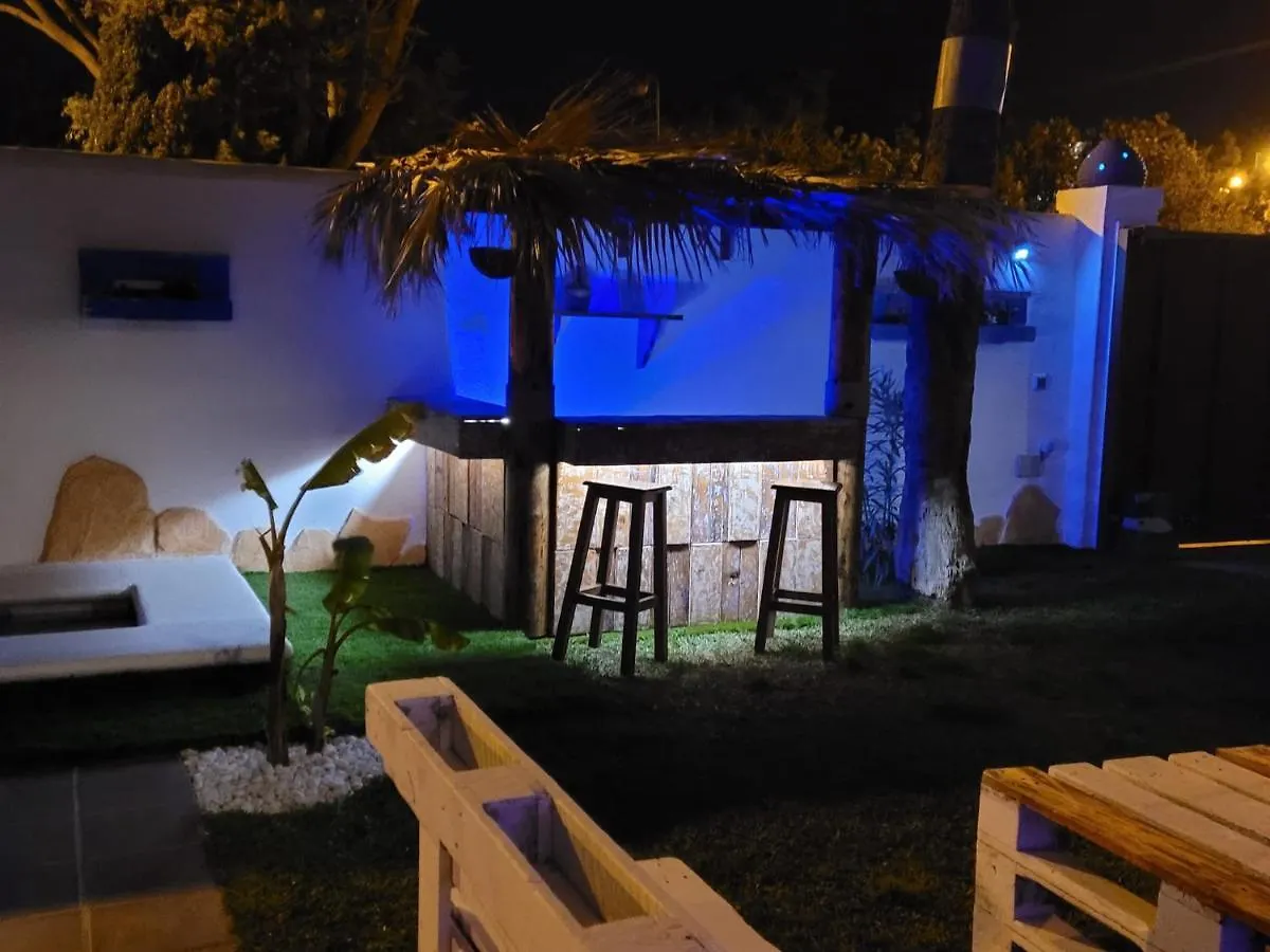 Holiday home Gatu Premium Villa Lurberri Piscina Privada, 4 Dormitorios, 2 Banos, Parking , Jardines, 