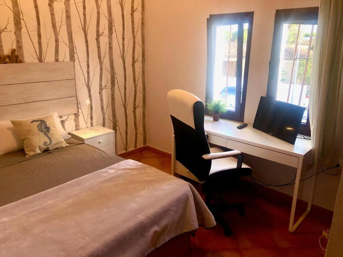 Gatu Premium Villa Lurberri Piscina Privada, 4 Dormitorios, 2 Banos, Parking , Jardines, 