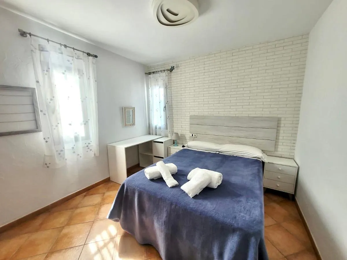 Gatu Premium Villa Lurberri Piscina Privada, 4 Dormitorios, 2 Banos, Parking , Jardines, 