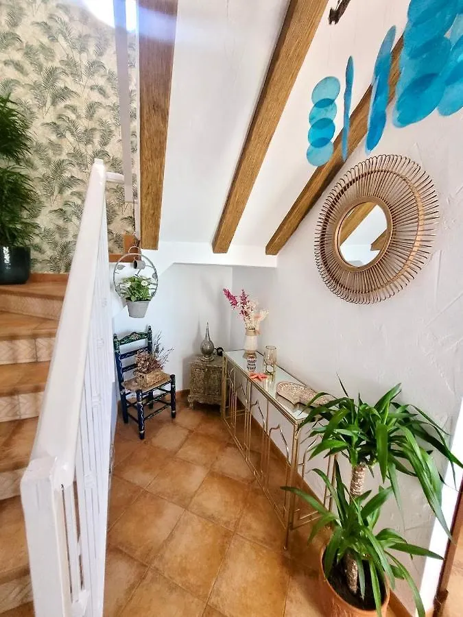 Gatu Premium Villa Lurberri Piscina Privada, 4 Dormitorios, 2 Banos, Parking , Jardines, 