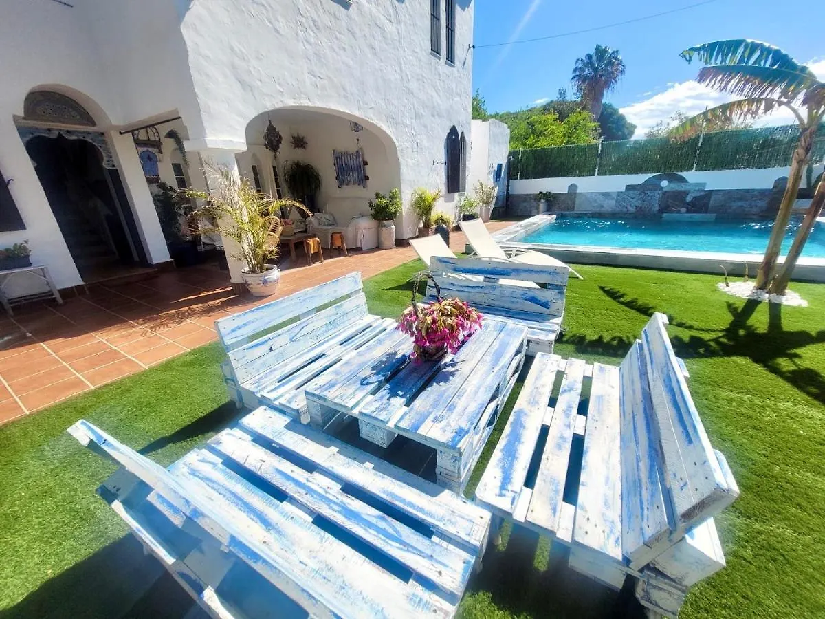 Gatu Premium Villa Lurberri Piscina Privada, 4 Dormitorios, 2 Banos, Parking , Jardines, 