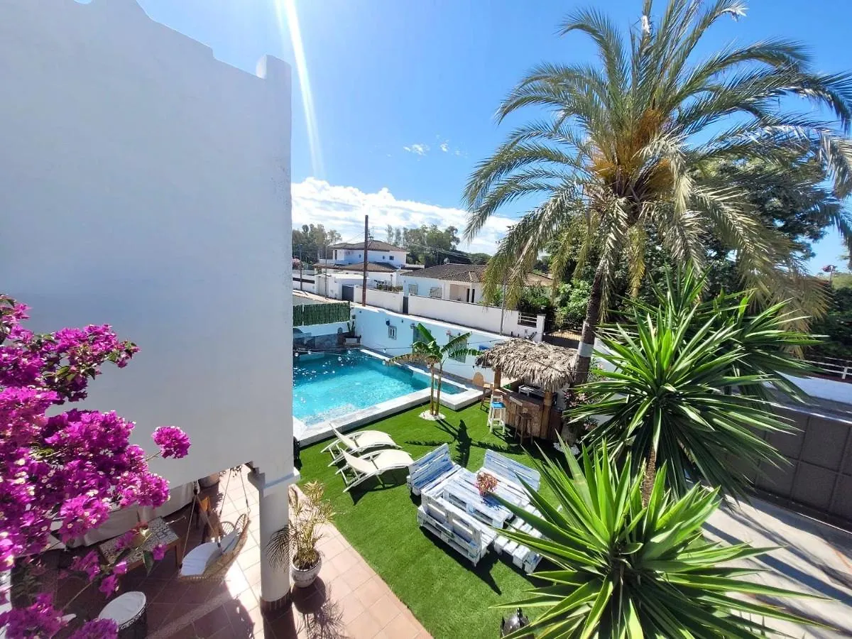 Holiday home Gatu Premium Villa Lurberri Piscina Privada, 4 Dormitorios, 2 Banos, Parking , Jardines, 