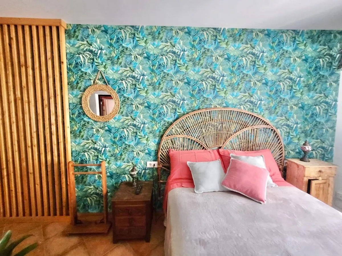 Gatu Premium Villa Lurberri Piscina Privada, 4 Dormitorios, 2 Banos, Parking , Jardines, 