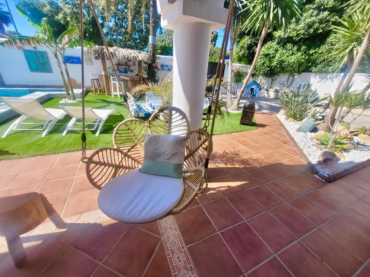 Gatu Premium Villa Lurberri Piscina Privada, 4 Dormitorios, 2 Banos, Parking , Jardines, 
